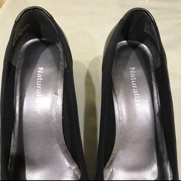 Naturalizer Block Heels - Picture 4 of 7